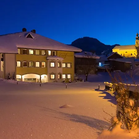 Am Schloss Ruhpolding